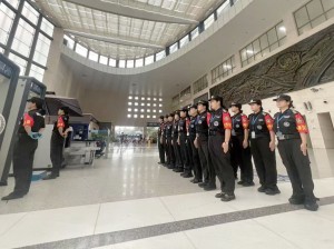 百煉成鋼護(hù)平安┃強(qiáng)化安檢培訓(xùn),守護(hù)醫(yī)院安全防線